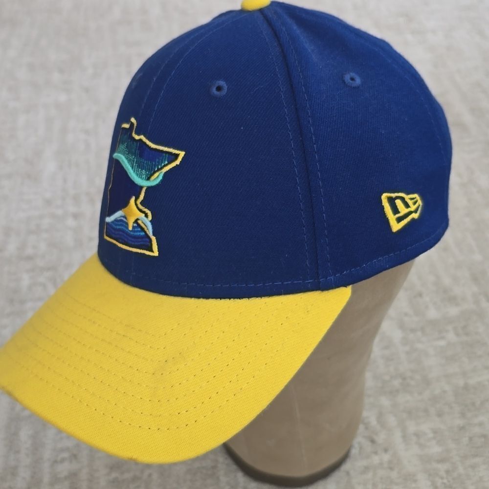 New Era Blue and Yellow Minnesota Lakes Embroidered Cap - Picture 2 of 8